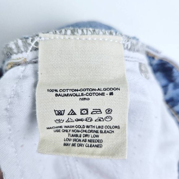 FREE PEOPLE We The Free Distressed Raw Hem Med Wash Denim Mini Skirt Size: 25 - Picture 8 of 8